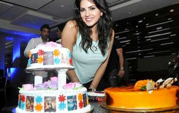 Happy Birthday Sunny Leone: Diva turns 38