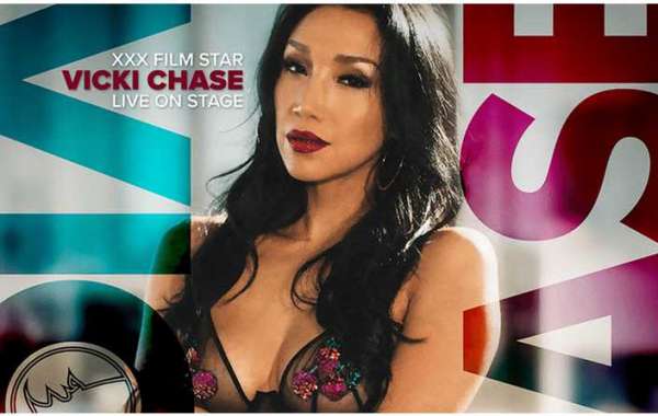 Vicki Chase to Freshen the Visual Palate at Spearmint Rhino